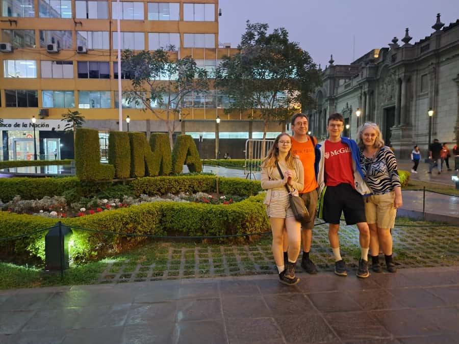 Lima: Water Magic Circuit, Downtown and Catacombs Night Tour - Who should book this evening outing?
