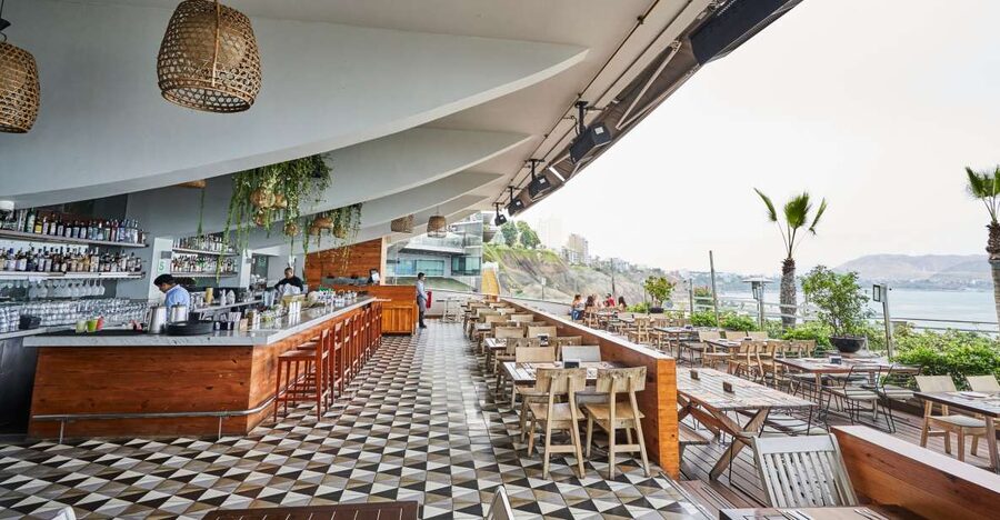 Lunch Menu at Mangos Larcomar restaurant - Practical Tips for a Better Visit