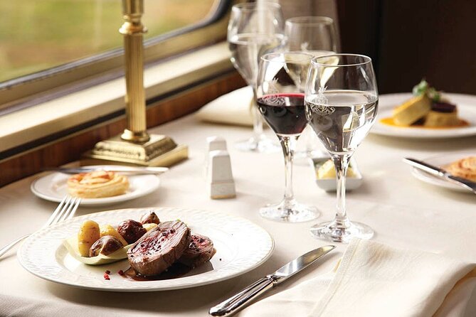 Luxury Machu Picchu Tour by Hiram Bingham Train from Cusco - Seeing Machu Picchu with a guide