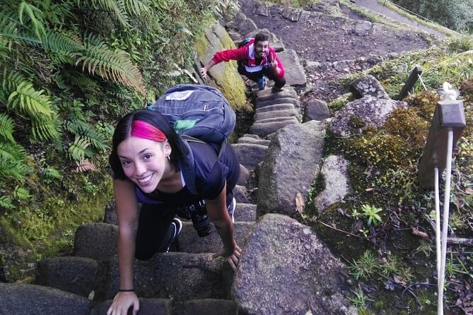Machu Picchu and Huayna Picchu Full Day Private Tour - Reaching Machu Picchu by bus