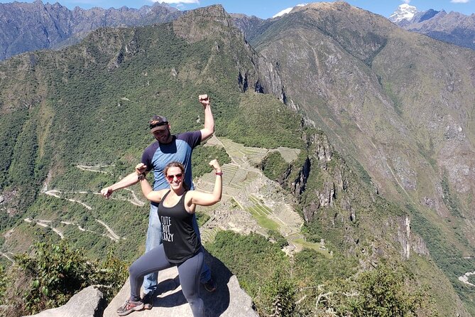 Machu Picchu and Huayna Picchu Full Day Private Tour - Climbing Huayna Picchu in about 90 minutes