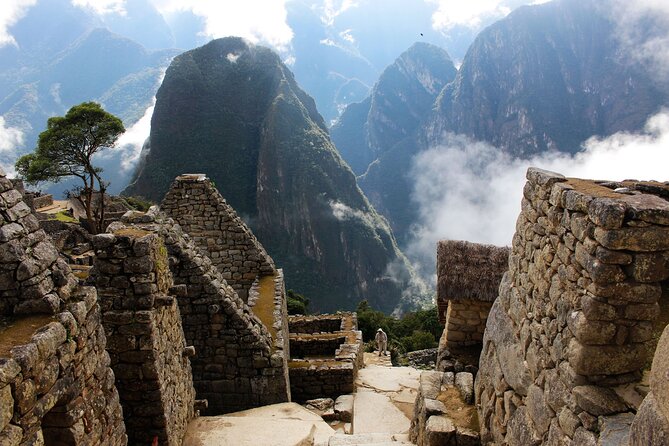 Machu Picchu and Sacred Valley 2 Day Tour - Machu Picchu: a guided circuit, not a free-form wander
