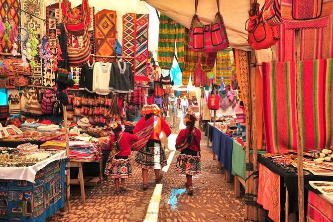 Machu Picchu and Sacred Valley - 2 days guided tour from Cusco - Morning at Machu Picchu