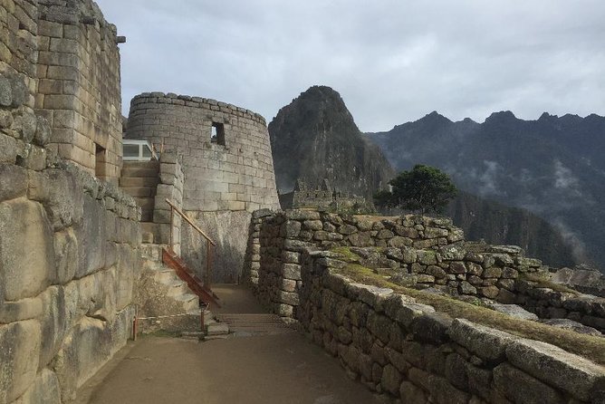 Machu Picchu and Sacred Valley Overnight Tour - Ollantaytambo at 9,200 feet