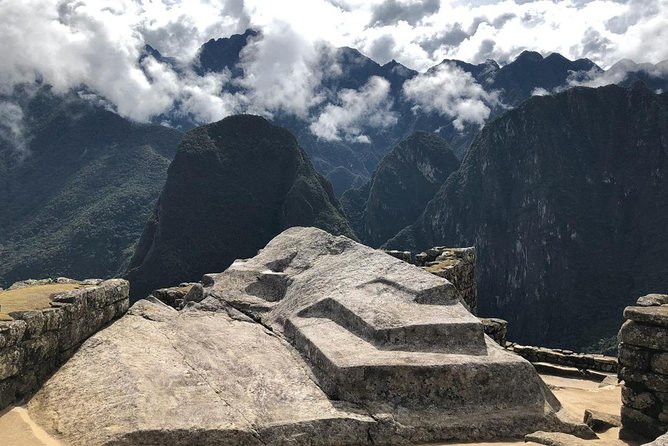 Machu Picchu and Sacred Valley Overnight Tour - The train to Aguas Calientes and the overnight stay