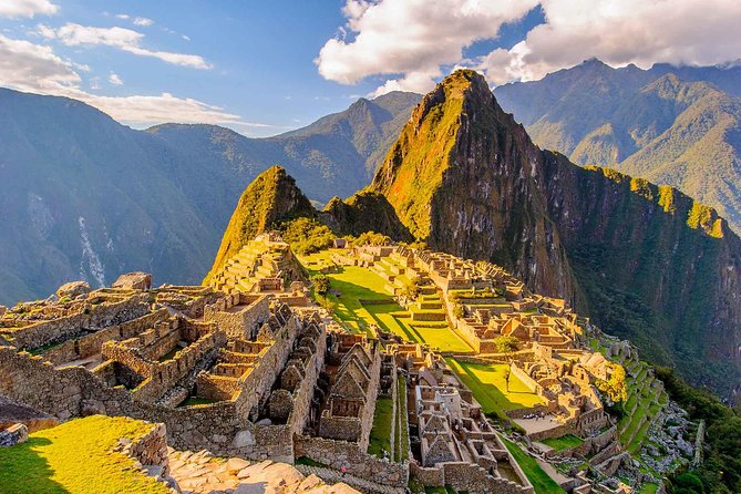 Machu Picchu By Train 2 Days Tour - The overnight hotel: the main caution
