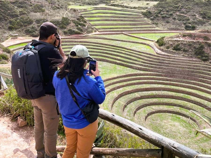 Machu Picchu: Chinchero, Maras, Moray & Machu Picchu 2 days - Maras and the salt pools still worked today
