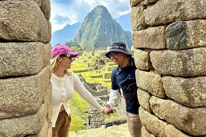 Machu Picchu EN 1 Day Tour from Cusco Private Service - The bus ride up to Machu Picchu