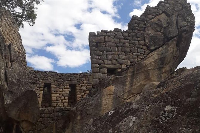 Machu Picchu Full Day the Best Service - The bus ride and first view of Machu Picchu