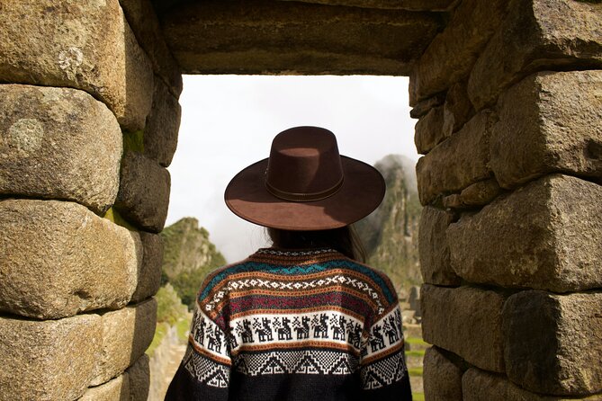 Machu Picchu Full-Day Tour by Train from Cusco - Small Group - The circuit question you must settle early