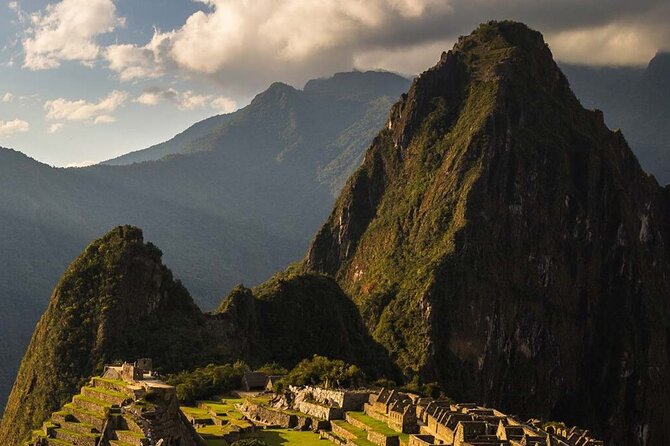 Machu Picchu Full-Day Tour from Cusco with Train, Bus, Tour Guide - The road from Cusco to Ollantaytambo