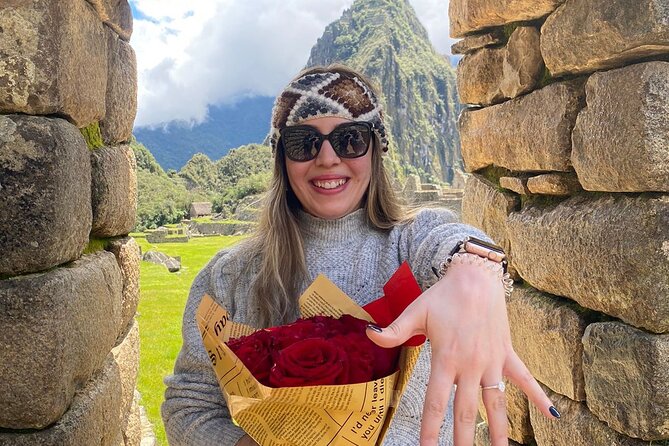 Machu Picchu Full Day Train Tour - Arriving in Aguas Calientes
