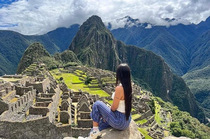 Machu Picchu Full Day with Panoramic Train With Best Circuit - Three hours inside the Machu Picchu citadel