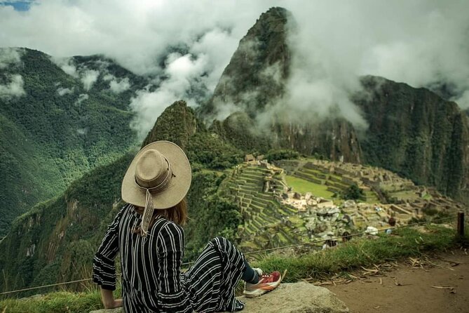 Machu Picchu Full Day with Panoramic Train With Best Circuit - Ollantaytambo to Aguas Calientes by panoramic train