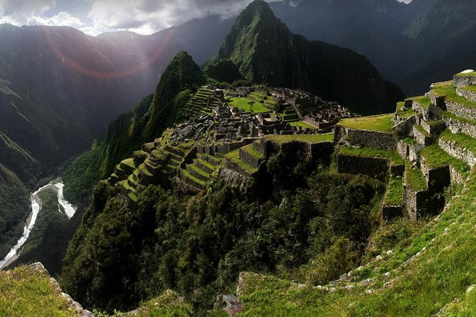 Machu Picchu Premium Full Day tour - The private car from Cusco to Ollantaytambo