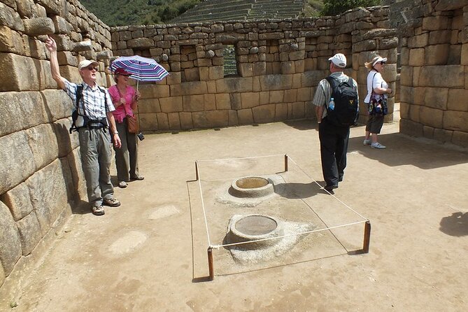 Machu Picchu Private Archaeological and Historical Guided Tour - The 15-minute climb to the postcard view