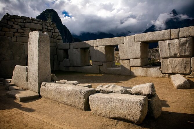 Machu Picchu Private Archaeological and Historical Guided Tour - What the $80.75 price really covers