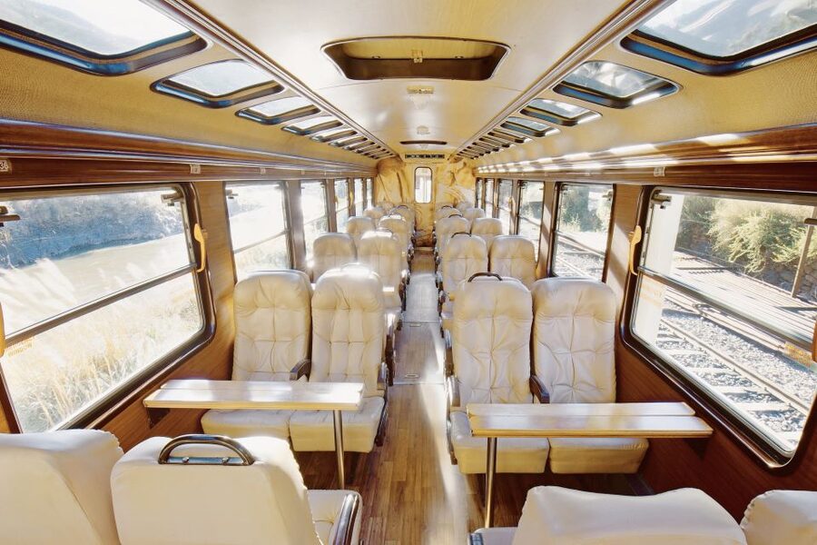 Machu Picchu: Private Full-Day Tour with Afternoon Entrance - The train from Ollantaytambo to Aguas Calientes