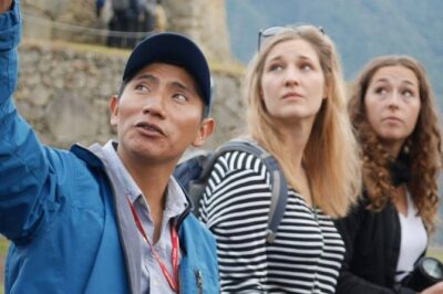 Machu Picchu: Private Tour Guide Service (2–3 Hours)