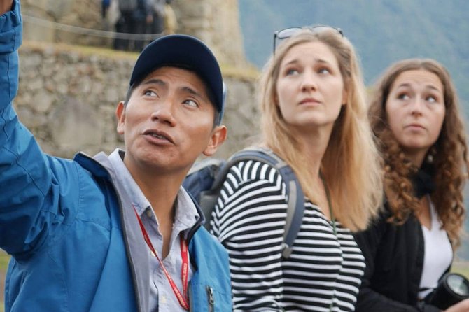 Machu Picchu: Private Tour Guide Service (2–3 Hours) - Walking through the citadel for two to three hours