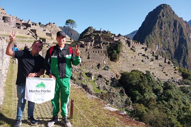 Machu Picchu & Sacred Valley 2-Day Tour - Pisac Market mixes shopping with daily life