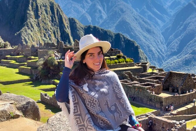 Machu Picchu & Sacred Valley 2 Days Private Tour - Aguas Calientes makes the second morning easier