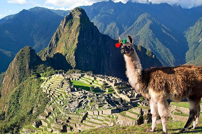 Machu Picchu Tour by Vistadome Panoramic Train from Cusco - Ollantaytambo and the panoramic train ride