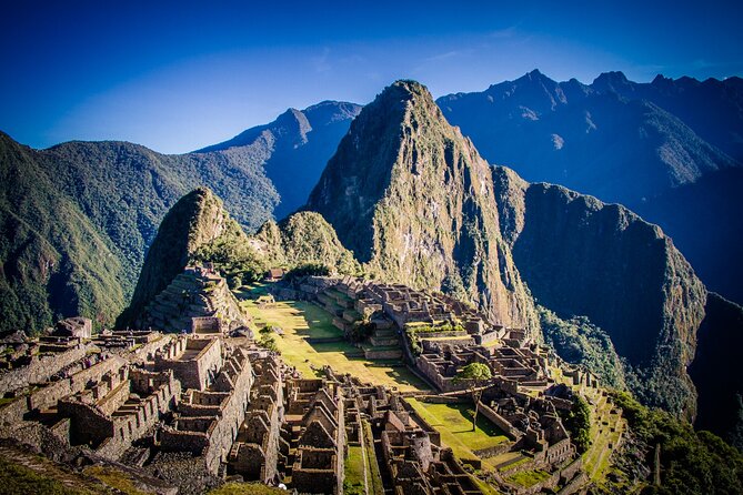 Machu Picchu Tour Full Day by Train - Aguas Calientes, the useful pause before the citadel