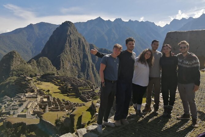 Machupicchu 1 day tour - The 1-hour-45-minute Voyager train ride
