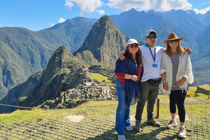 Machupicchu by Train from Cusco - The two-hour train ride to Aguas Calientes