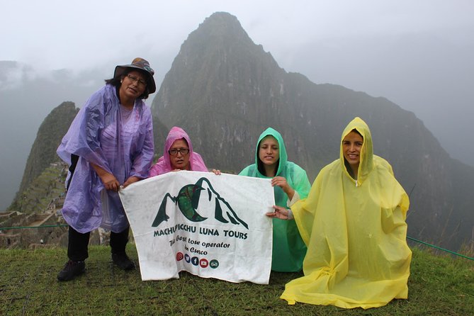 Machupicchu full day private tour - Riding the train beside the Urubamba River