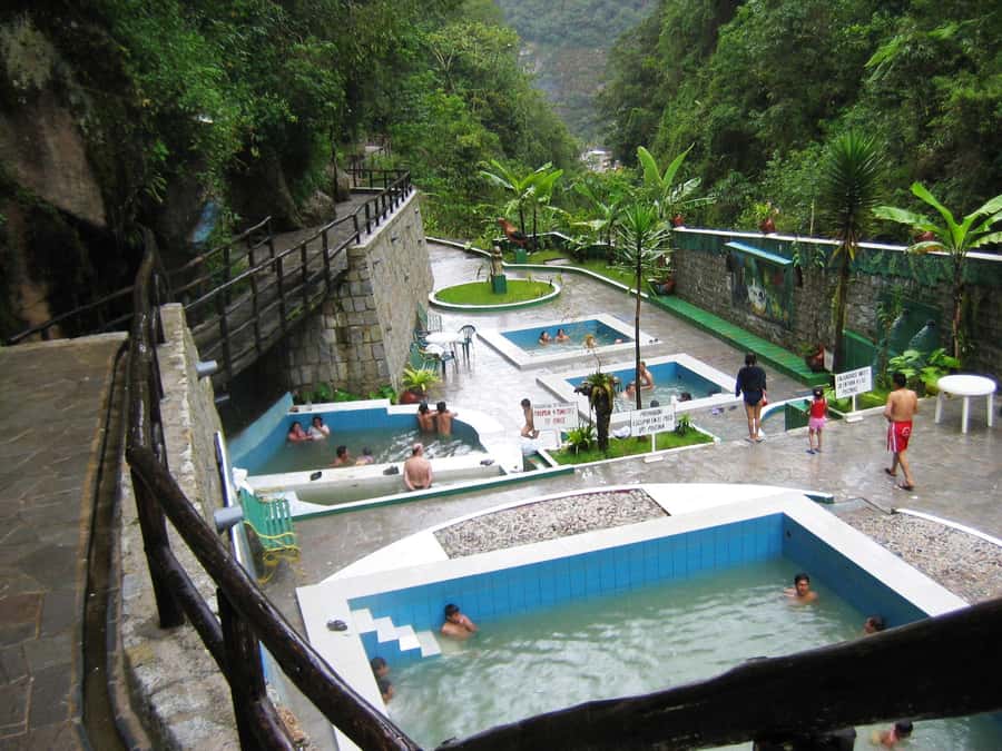 Machupicchu tour by tourist train in 2 days - Day 2: Entering Machu Picchu with a guide