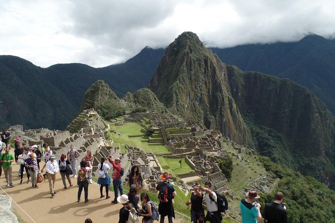 Machupicchu Tour by train I Full-Day Trip - The 4:00 AM pickup from Cusco