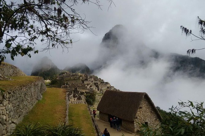 Machupicchu Tour by train I Full-Day Trip - Entering Machu Picchu and choosing your circuit