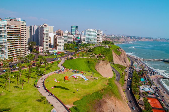 Miraflores, Barranco & San Isidro - Districts Tour (Small Group) - Parque del Amor pairs art with Pacific views