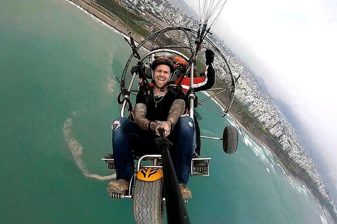 Motorized Paragliding flights on the Costa Verde - Lima - What a paratrike flight feels like