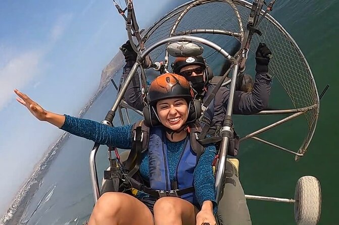 Motorized Paragliding flights on the Costa Verde - Lima - From the San Miguel meeting point to takeoff