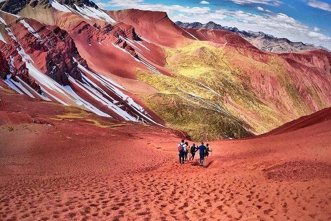 One Day Trip to Rainbow Mountain Vinicunca from Cusco - What the $79 price really includes