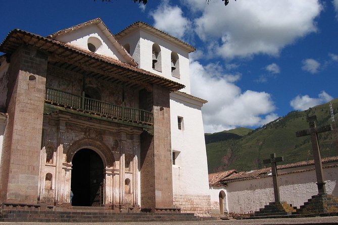 One-Way Scenic Touristic Bus to Puno from Cusco with Lunch - Raqchi and the Temple of Wiracocha