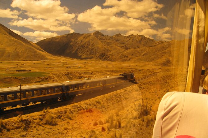 One-Way Scenic Touristic Bus to Puno from Cusco with Lunch - Comfort, seating, and bilingual guiding