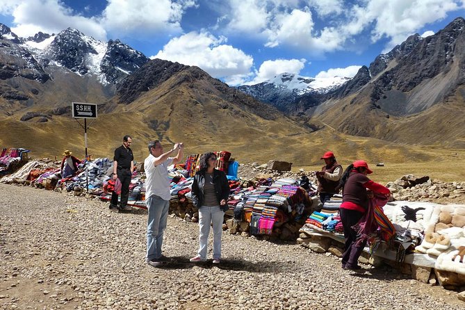 One-Way Scenic Touristic Bus to Puno from Cusco with Lunch - Andahuaylillas Church and the first cultural stop