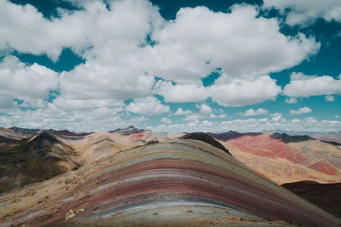Palccoyo Rainbow Mountain tour in a group - How the small group affects the day