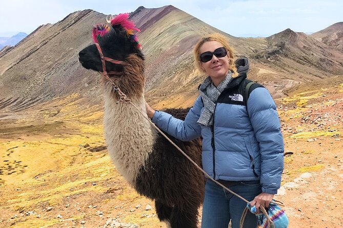Palcoyo Colored Mountain Tour, Ribbon with Alpacas - Breakfast and altitude preparation at Cusipata