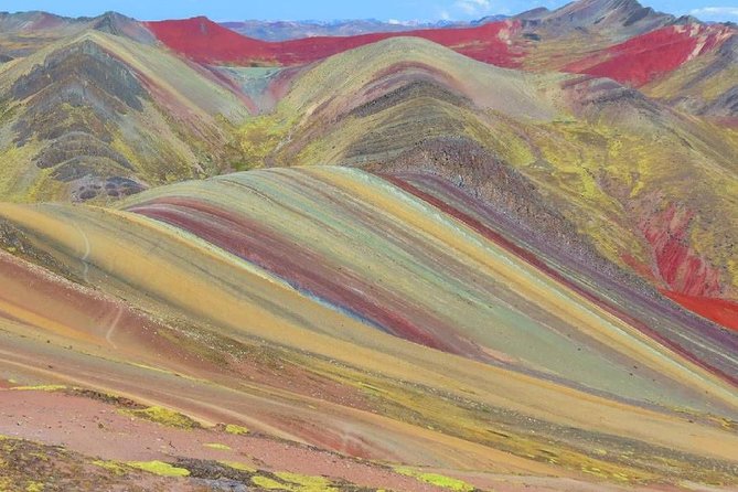 Palcoyo Rainbow Mountain Day Trip from Cusco – Easy Hike - The guide can make a real difference