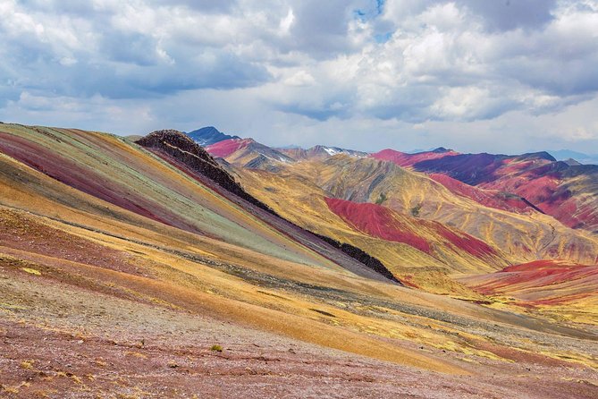 Palcoyo Rainbow Mountain Day Trip from Cusco – Easy Hike - Who should book this day trip