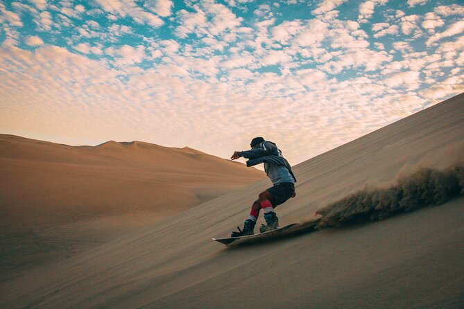 Paracas, Huacachina and Sunset Tour at the Oasis - The 4:00 a.m. departure from Miraflores