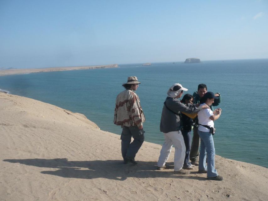 Paracas:Private Tours Paracas National Reserve all inclusive - Lagunillas and the Pink Lagoon