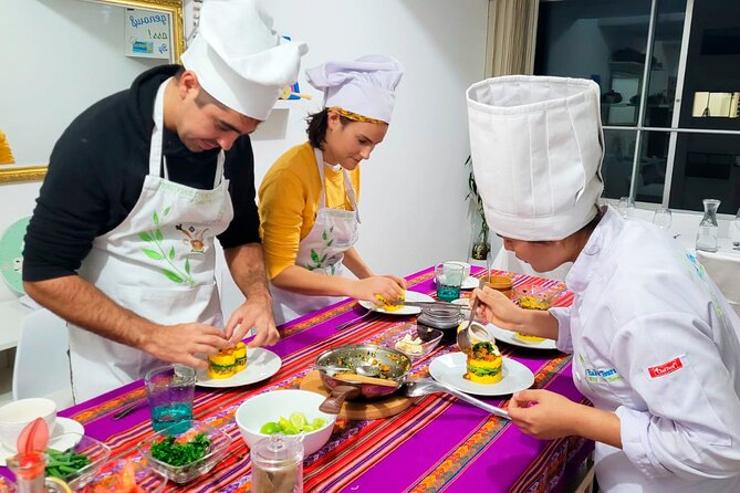 Peruvian Cooking Class, Local Market Tour & Exotic Fruit Tasting - How much food and instruction do you get?