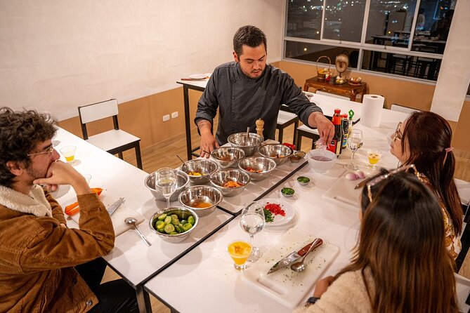 Peruvian cooking class - Pachamanca experience - Building the hot-stone earth oven