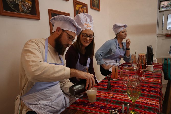 Pisco Bilingual Cocktail Class at Night - The farewell shot and the decision to keep going